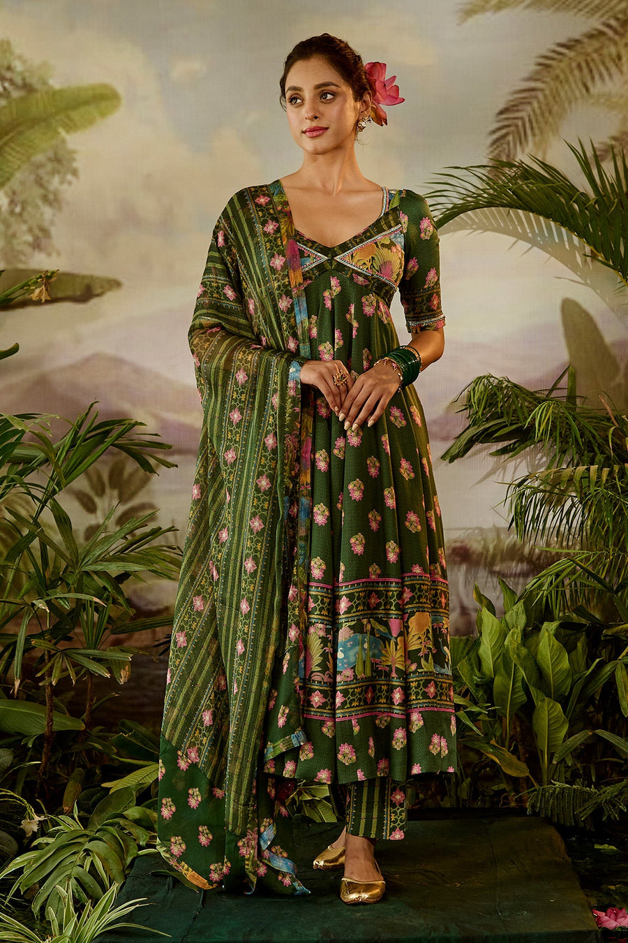 WOMEN'S GREEN LUREX CHIFFON GAURI DUPATTA
