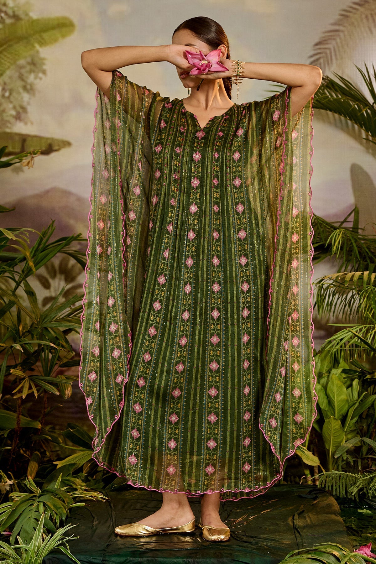 WOMEN'S GREEN CHIFFON LASYA KAFTAN