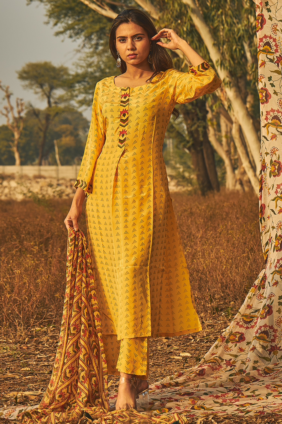 WOMEN'S YELLOW NATURAL CREPE SAMBAC KURTA SET