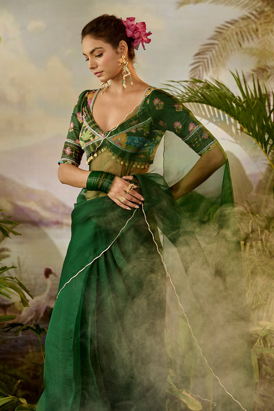 TARU SAREE WITH BLOUSE PIECE