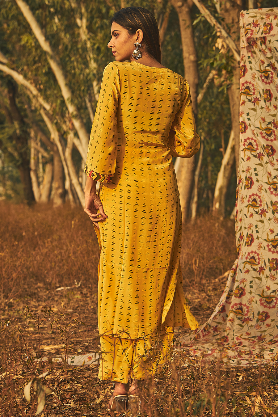 WOMEN'S YELLOW NATURAL CREPE SAMBAC KURTA SET
