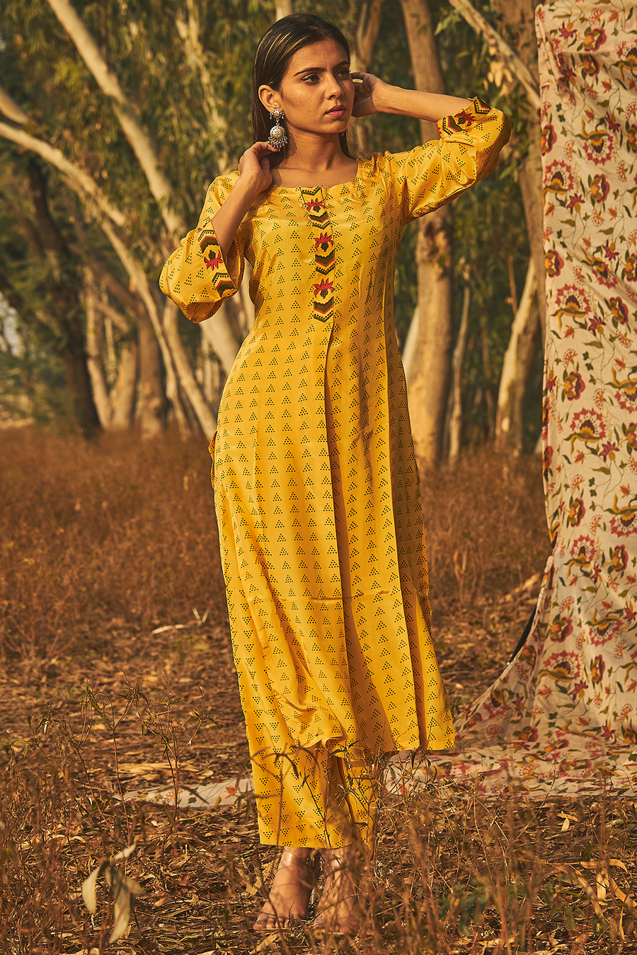 WOMEN'S YELLOW NATURAL CREPE SAMBAC KURTA SET