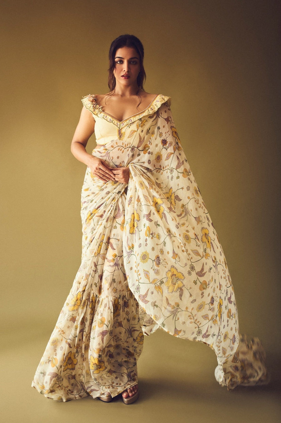 WOMEN'S BEIGE CHIFFON SUNDRENCHED SAREE SET