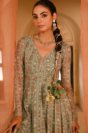 WOMEN'S GREEN CHIFFON  CHANDPOLE GHARARA SET