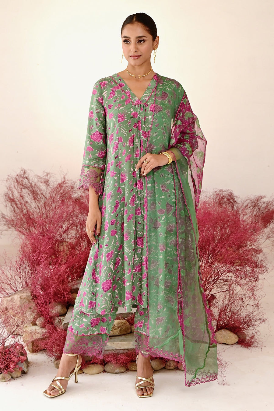 WOMEN'S GREEN AND MAGENTA CREPE & ORGANZA MOHAK A-LINE KURTA SET