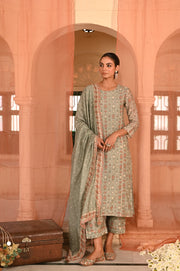 WOMEN'S GREEN CHANDERI NEEL KAMAL KURTA SET