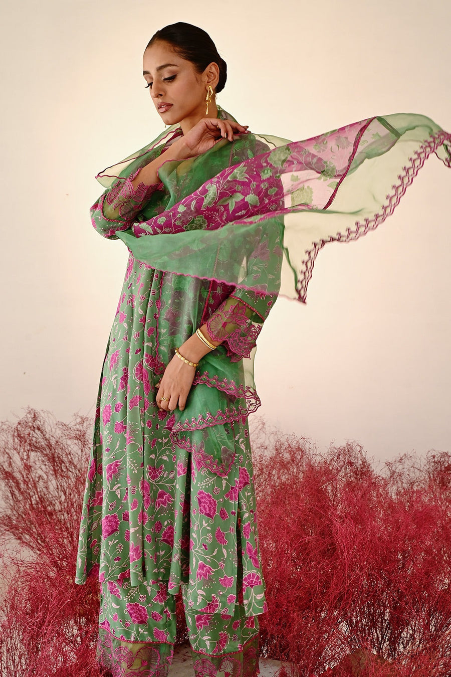 WOMEN'S GREEN AND MAGENTA CREPE & ORGANZA MOHAK A-LINE KURTA SET