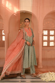 WOMEN'S GREEN CHANDERI SANGANERI KURTA SET