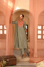 WOMEN'S GREEN CHANDERI SANGANERI KURTA SET