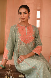WOMEN'S GREEN CHANDERI SANGANERI KURTA SET