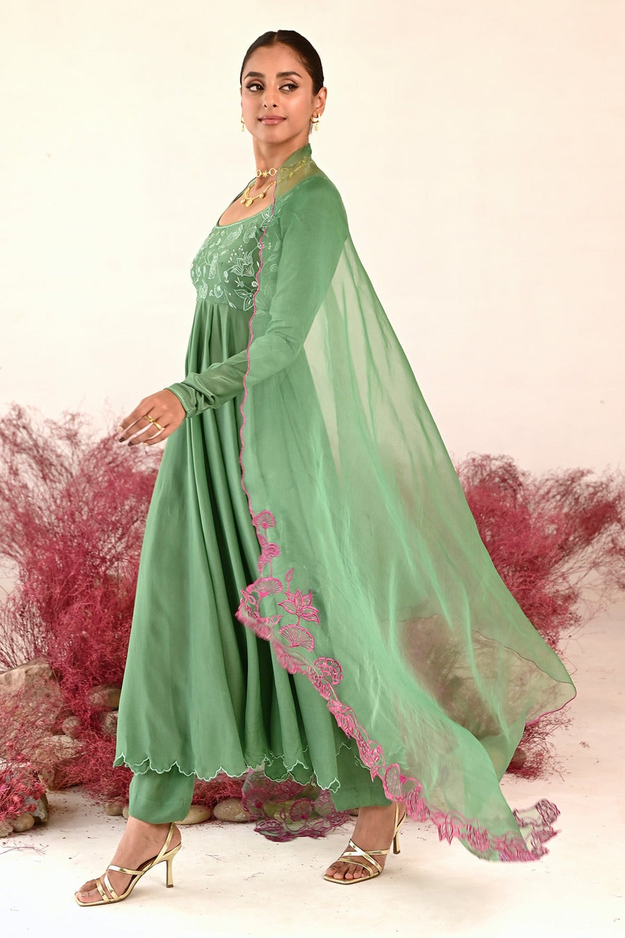 WOMEN'S GREEN CREPE & ORGANZA MANOHARI ANARKALI SET