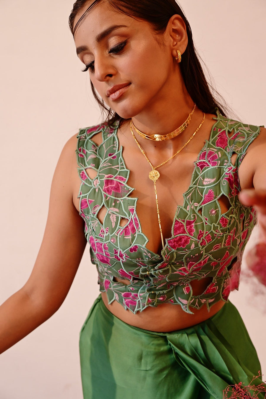 WOMEN'S GREEN CREPE & SATIN ORGANZA JHAROKHA CO-ORD SET