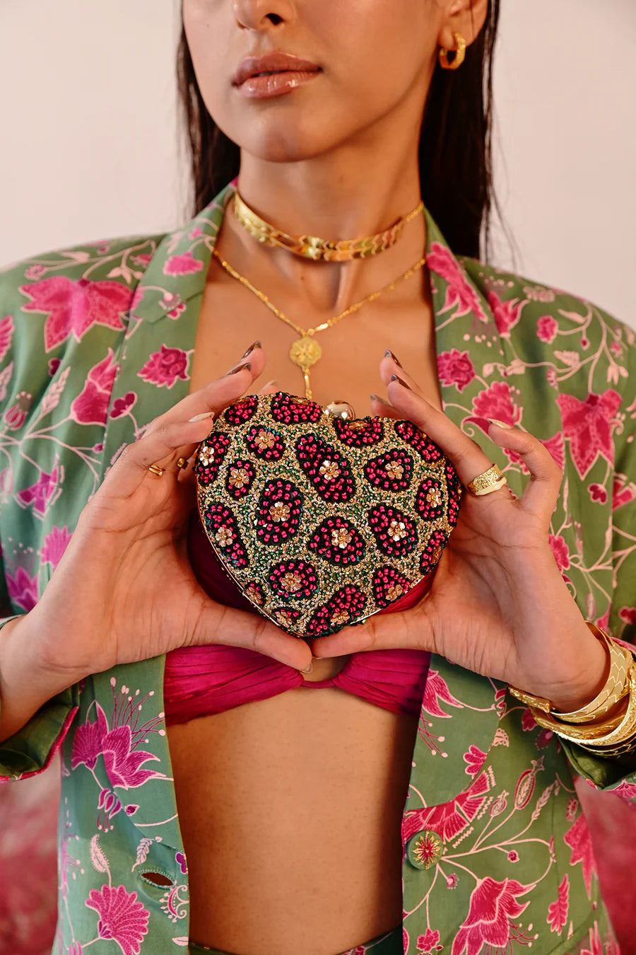 WOMEN'S GREEN, GOLD & MAGENTA METAL FRAME DILBARO CLUTCH