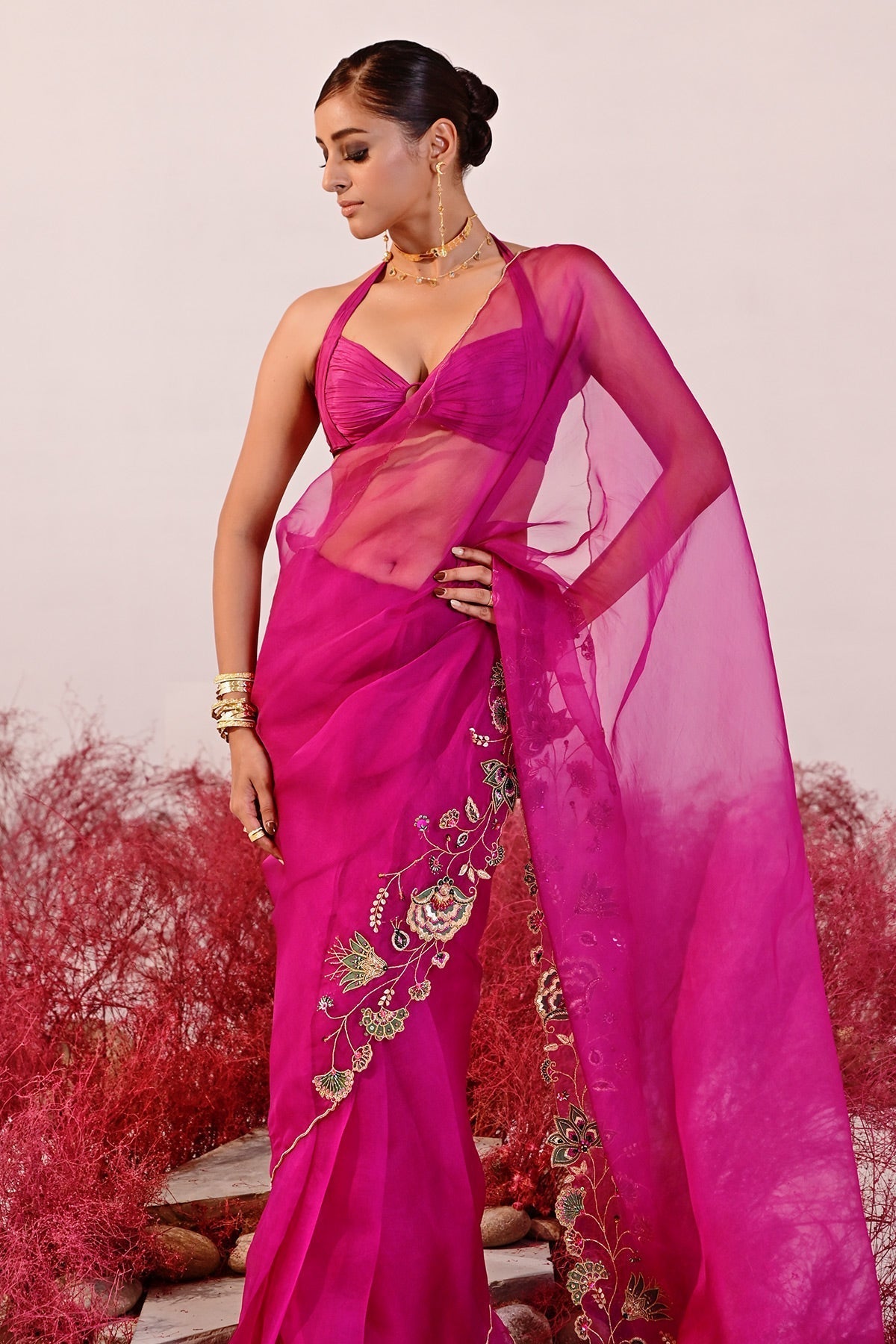WOMEN'S MAGENTA CREPE & ORGANZA DASTAAN SAREE WITH BLOUSE