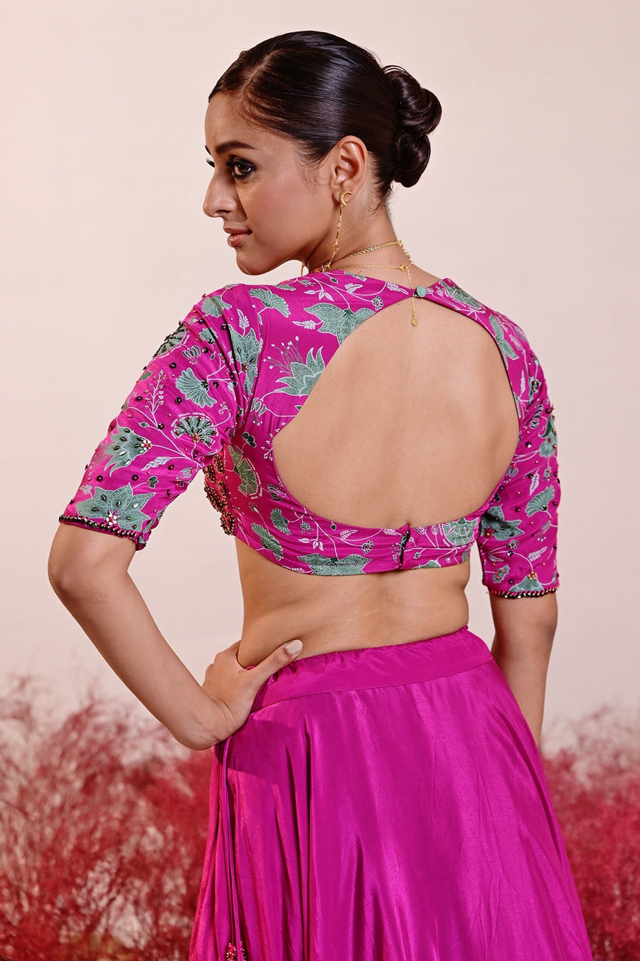 WOMEN'S MAGENTA CREPE SOHNI BLOUSE