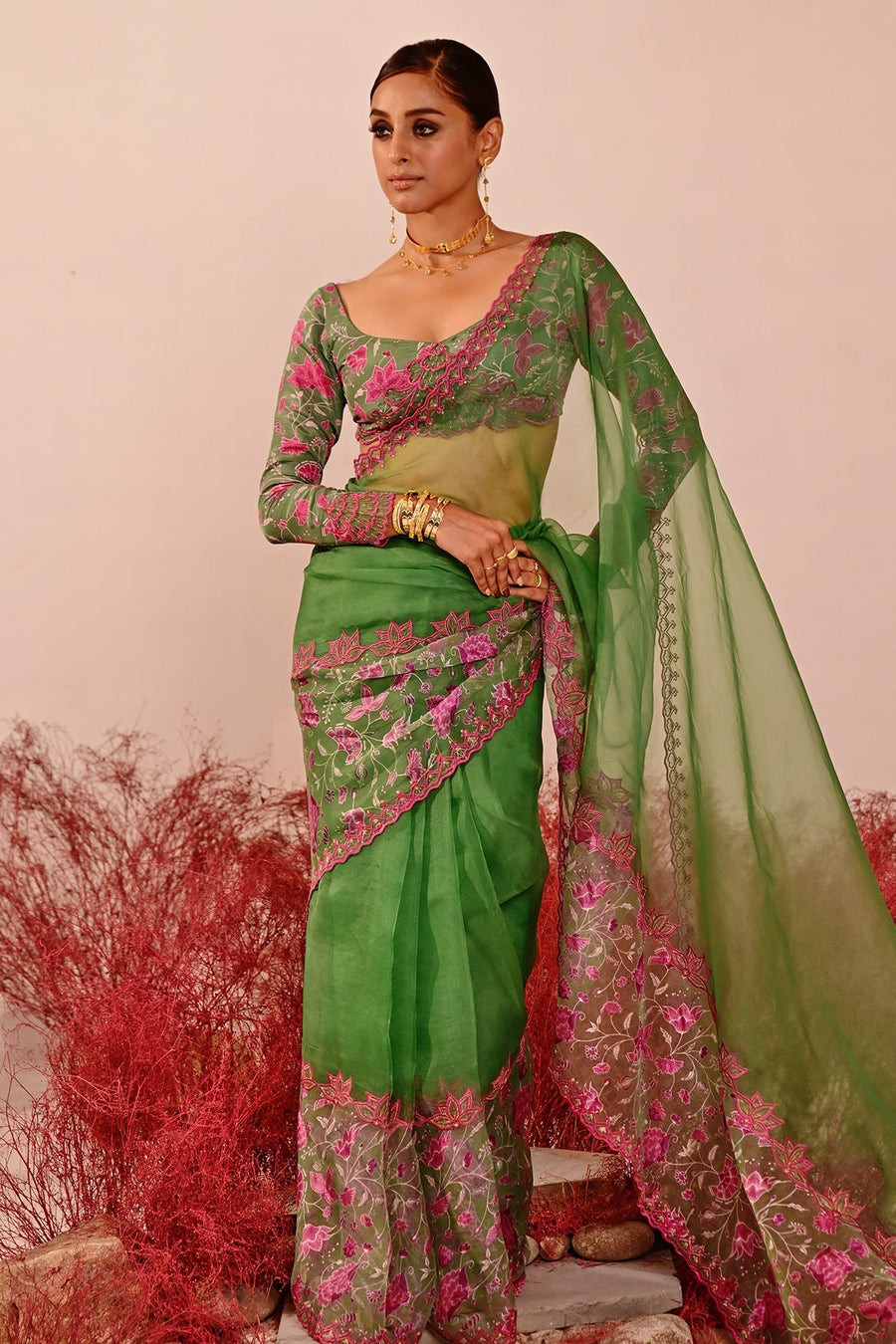 WOMEN'S GREEN AND MAGENTA CREPE & ORGANZA DEVIANA SAREE