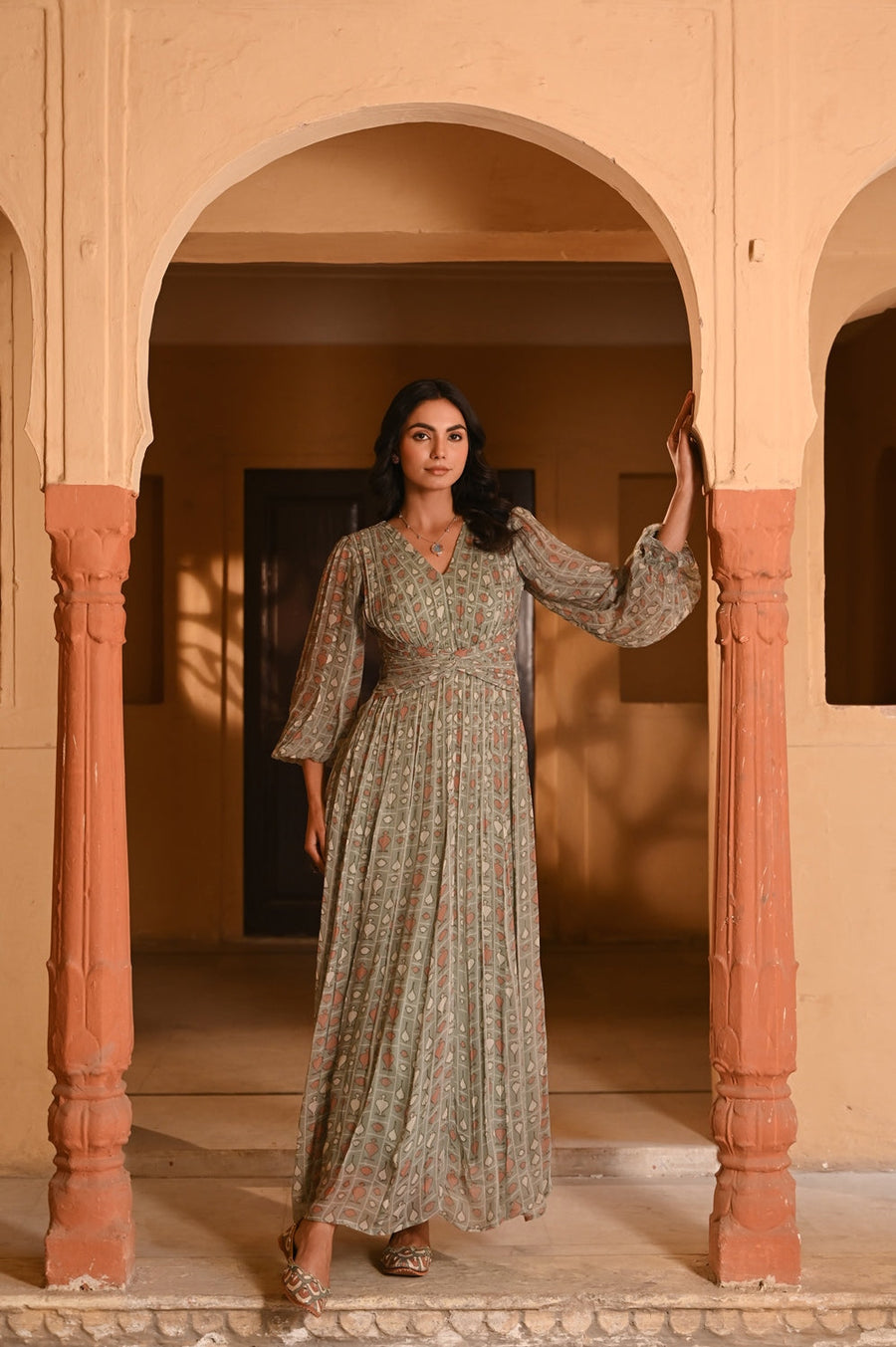 WOMEN'S GREEN CHIFFON GAITORE DRESS