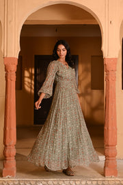 WOMEN'S GREEN CHIFFON GAITORE DRESS