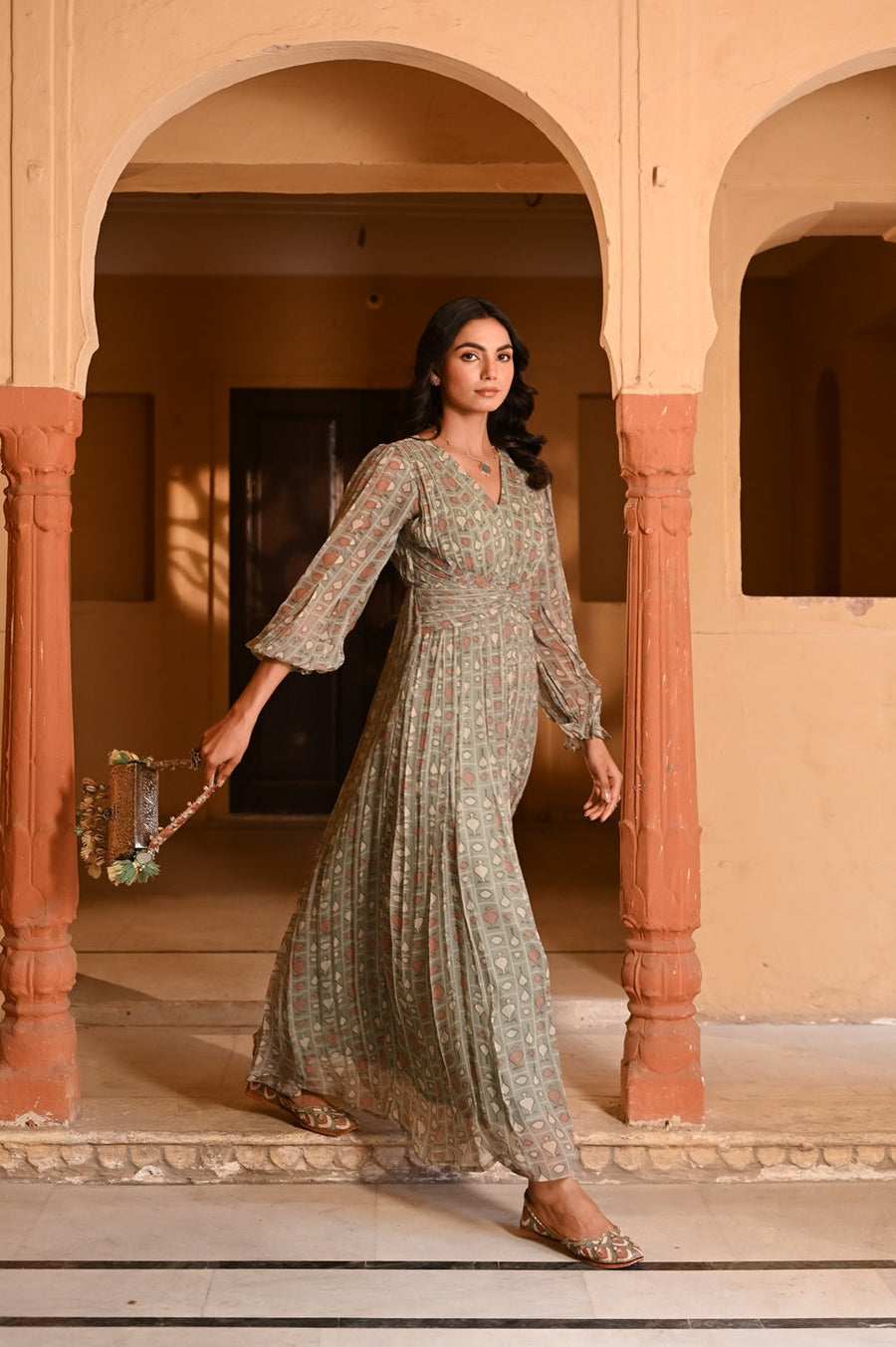 WOMEN'S GREEN CHIFFON GAITORE DRESS