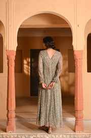 WOMEN'S GREEN CHIFFON GAITORE DRESS