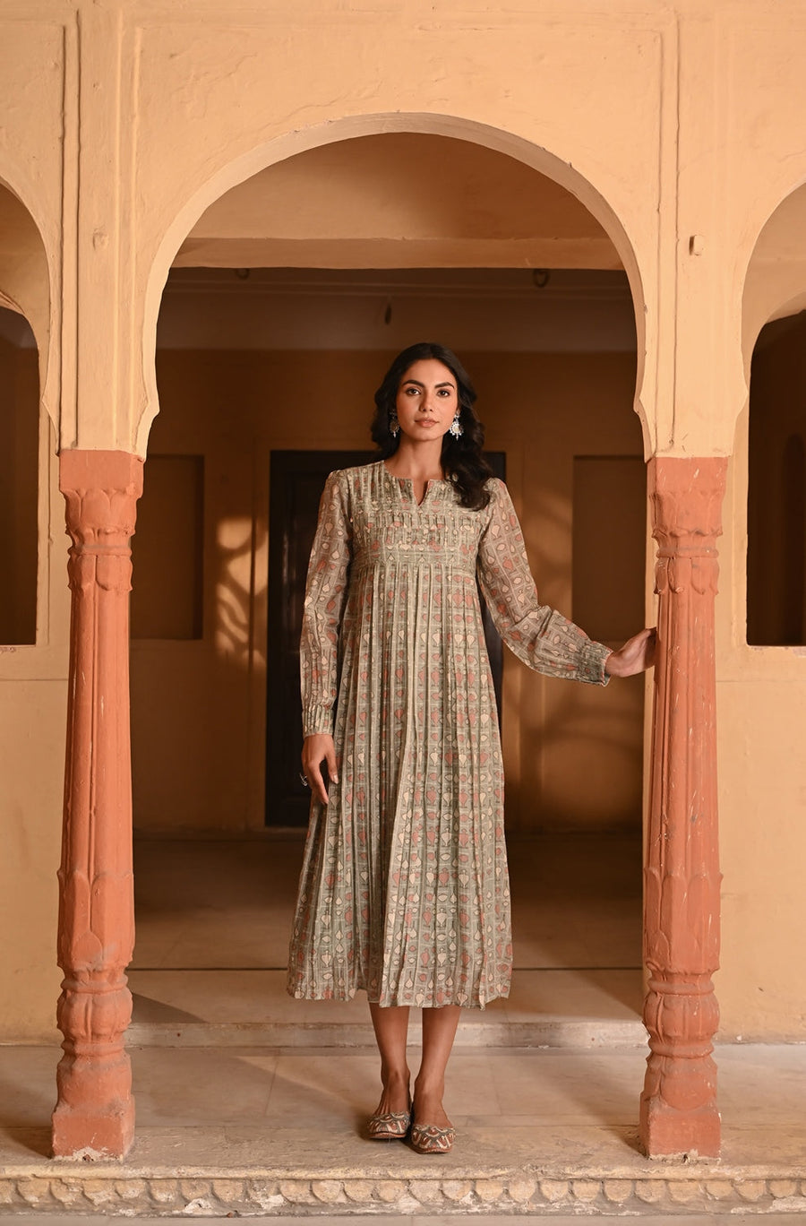 WOMEN'S GREEN CHANDERI MISHRI DRESS