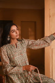 WOMEN'S GREEN CHANDERI MISHRI DRESS