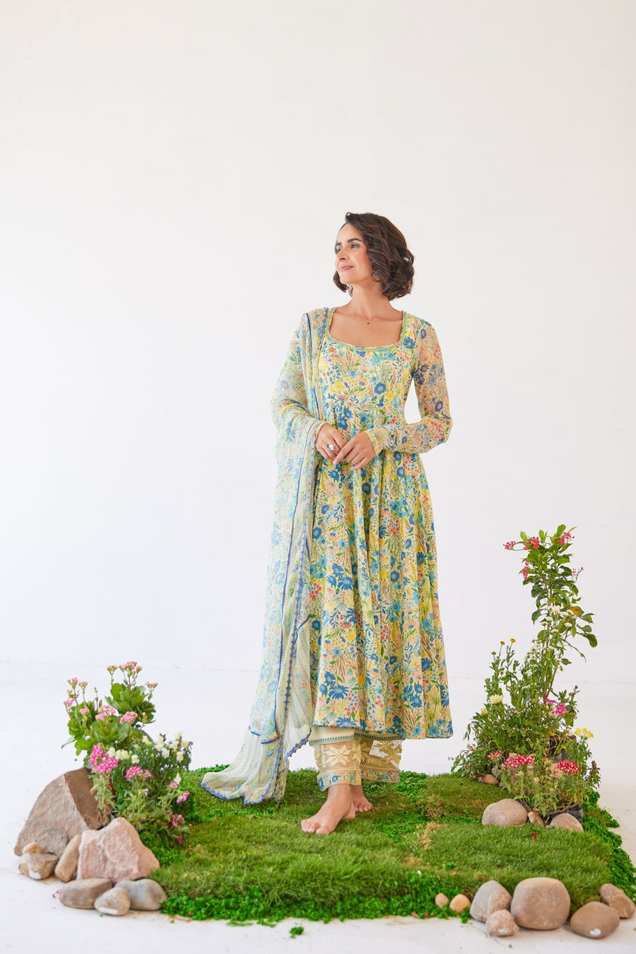 Women's Yellow Chiffon Gloria Anarkali Kurta