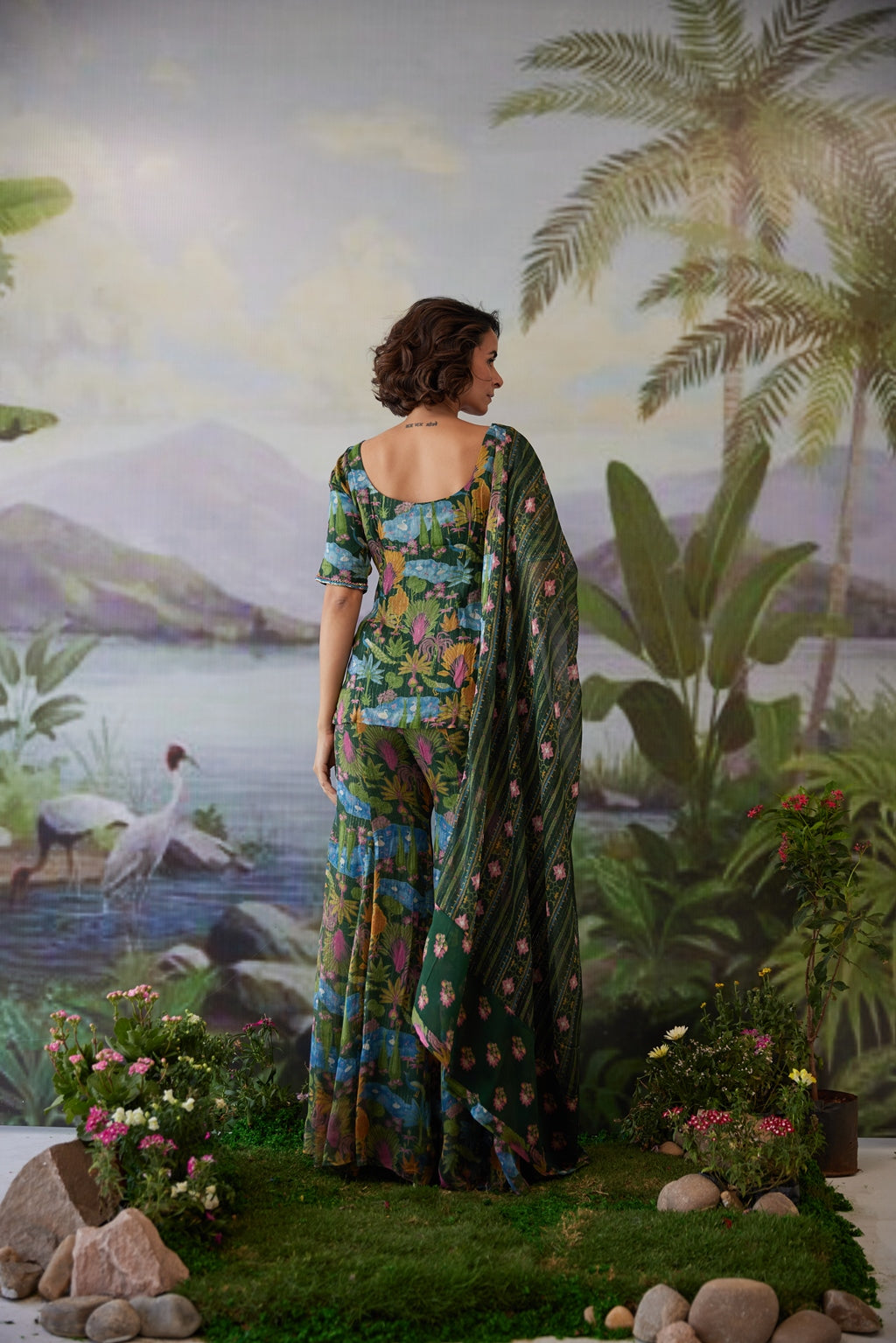 WOMEN'S GREEN LUREX CHIFFON KAURAVI GHARARA SET