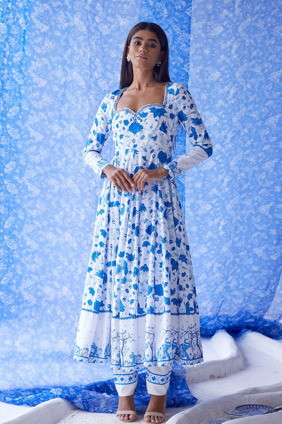 Nirad Anarkali Kurta•