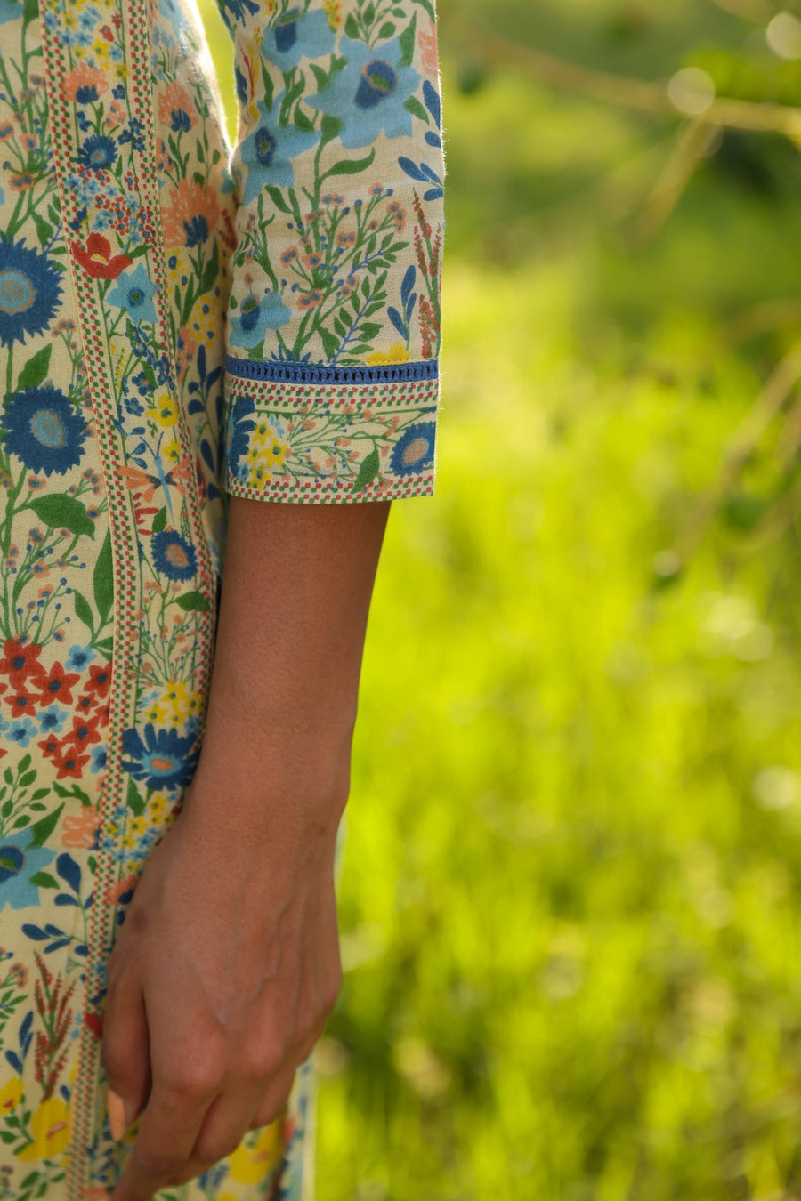 WOMEN'S PASTEL YELLOW - MULTI COLOR COTTON MOSS OLIVIA STRAIGHT KURTA SET