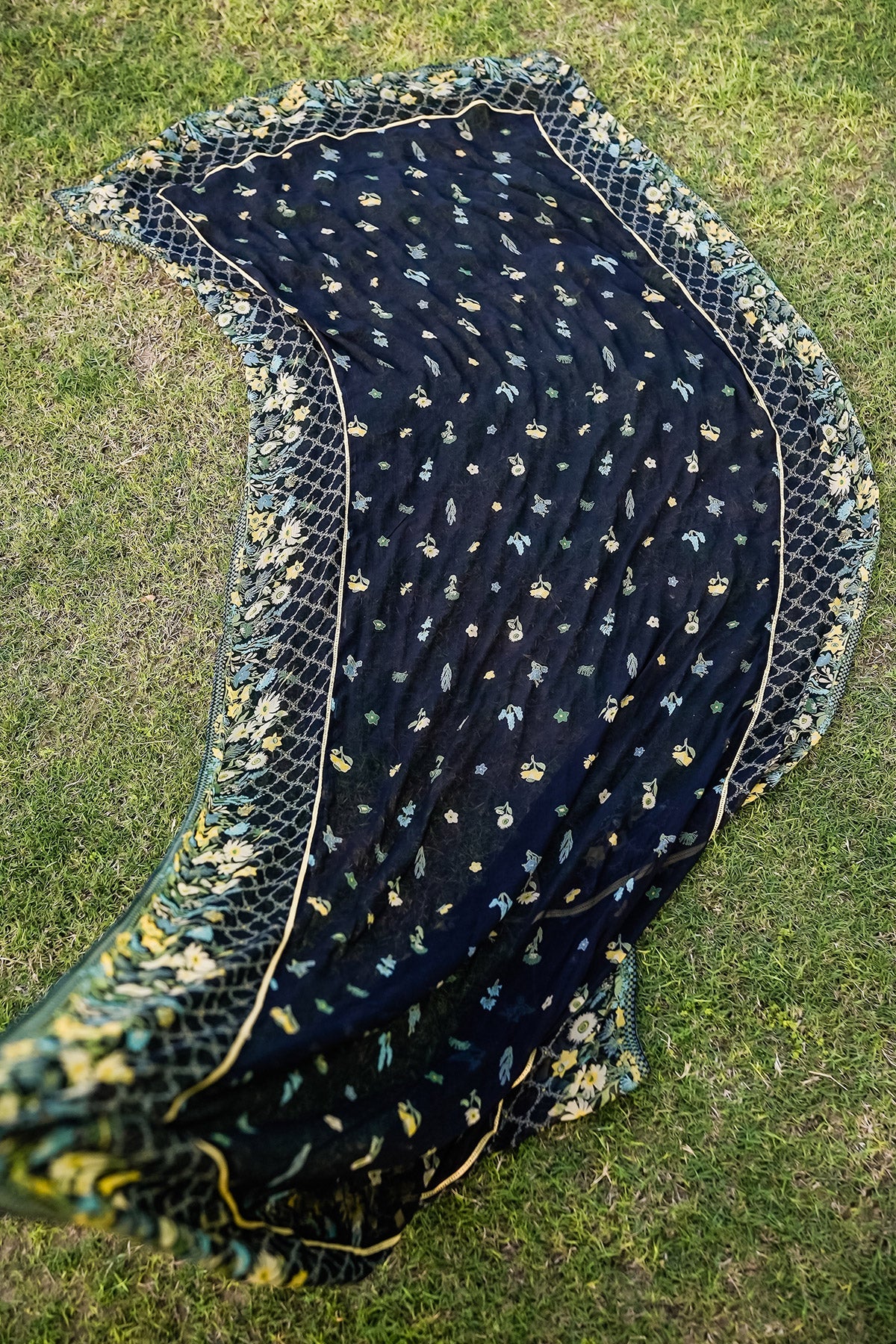 WOMEN'S BLACK - MULTI COLOR CHIFFON MULAN DUPATTA