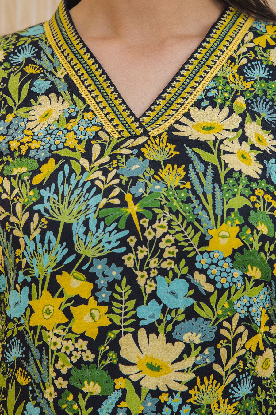 WOMEN'S BLACK - MULTI COLOR COTTON MOSS MIA STRAIGHT KURTA