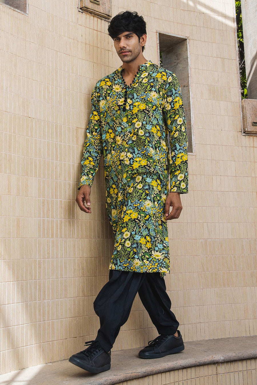 MEN'S BLACK - MULTICOLOR COTTON MOSS OLIVER KURTA
