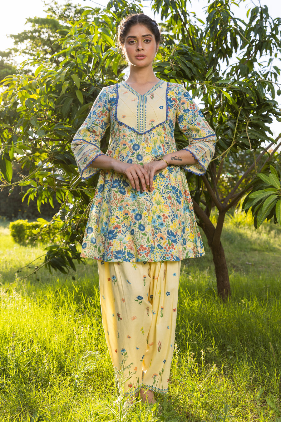 WOMEN'S PASTEL YELLOW - MULTI COLOR COTTON MOSS TULIE A-LINE KURTA SET