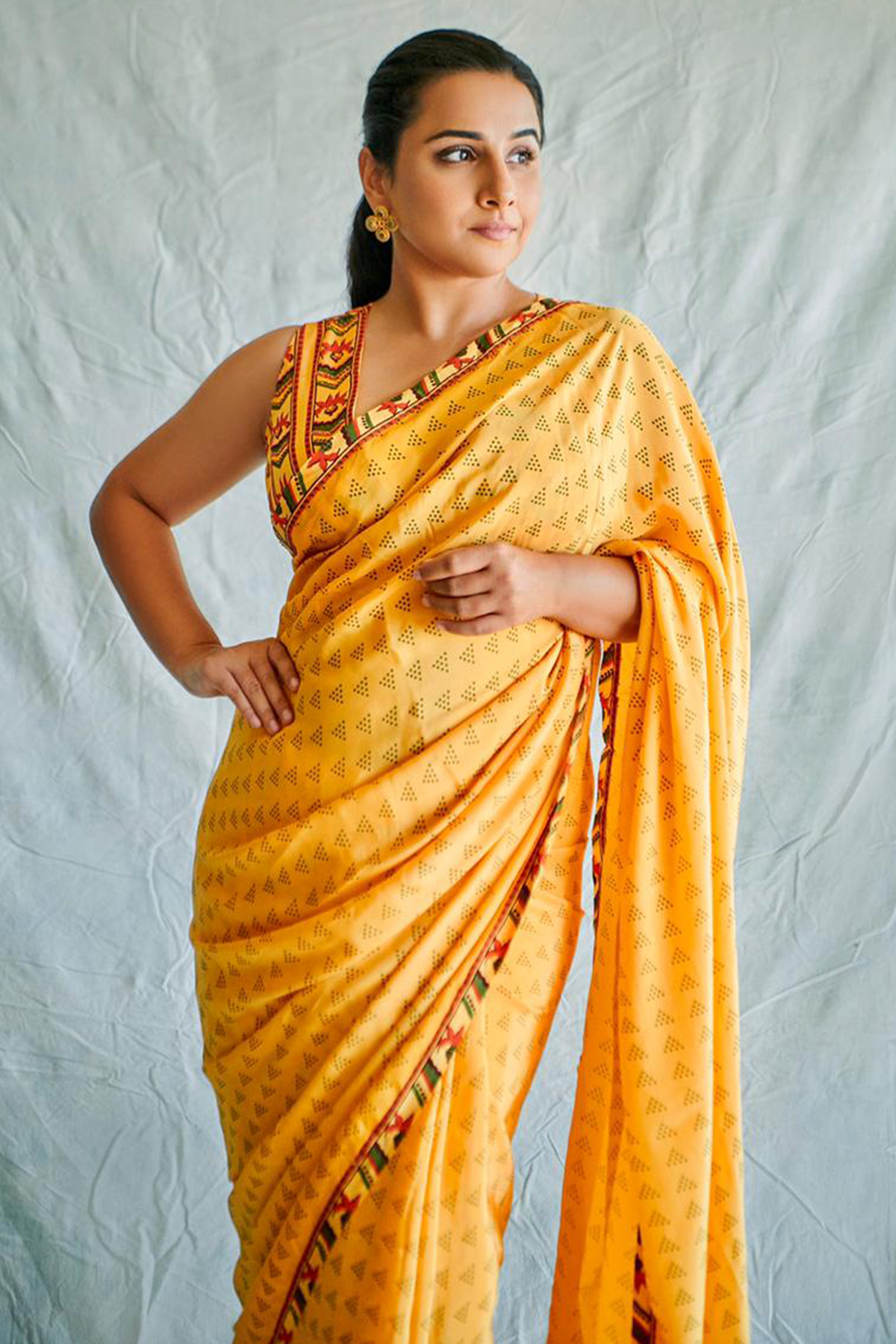 Vidya Balan In Santolina Crepe Saree Set