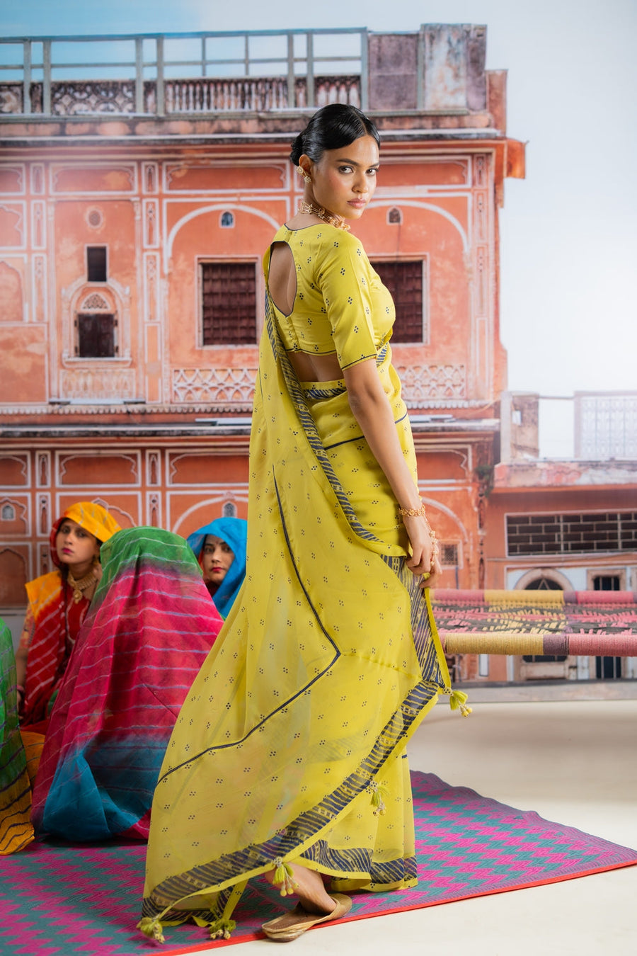 HARIYALI SAREE WITH UN-STITCHED BLOUSE PIECE