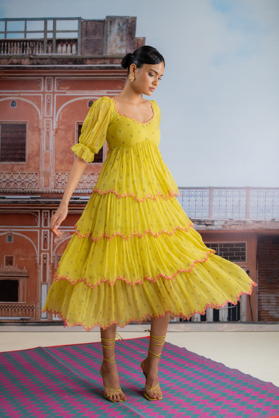 NEER DRESS