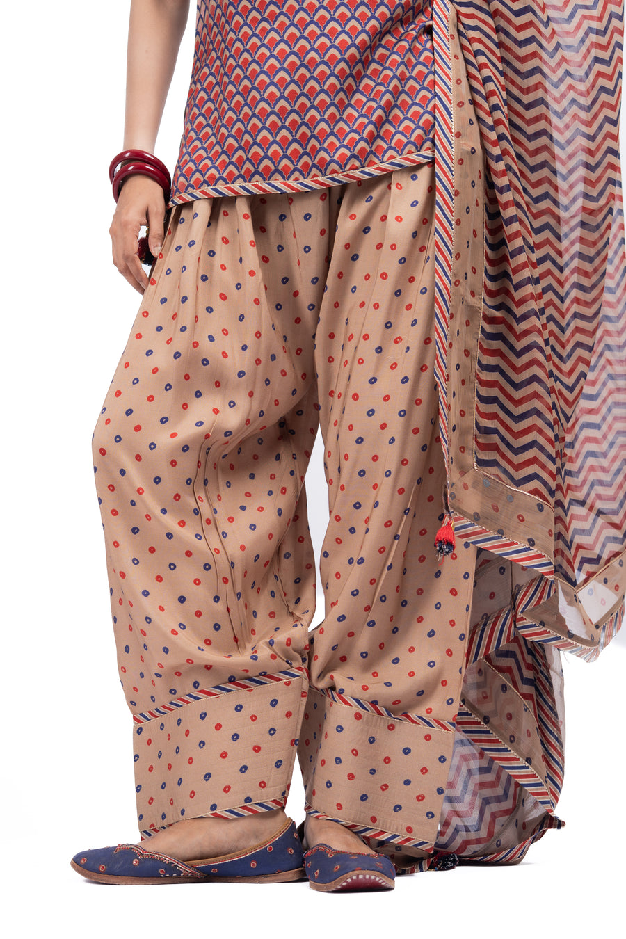 JHANJHAR KURTA WITH FARSHI SALWAR SET OF 3
