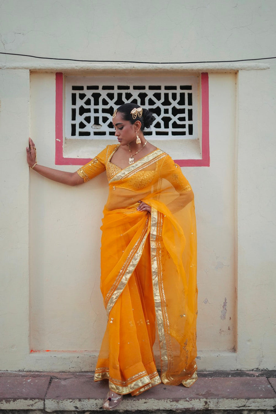 SUNEHRI  SAREE WITH UNSTITCHED BLOUSE