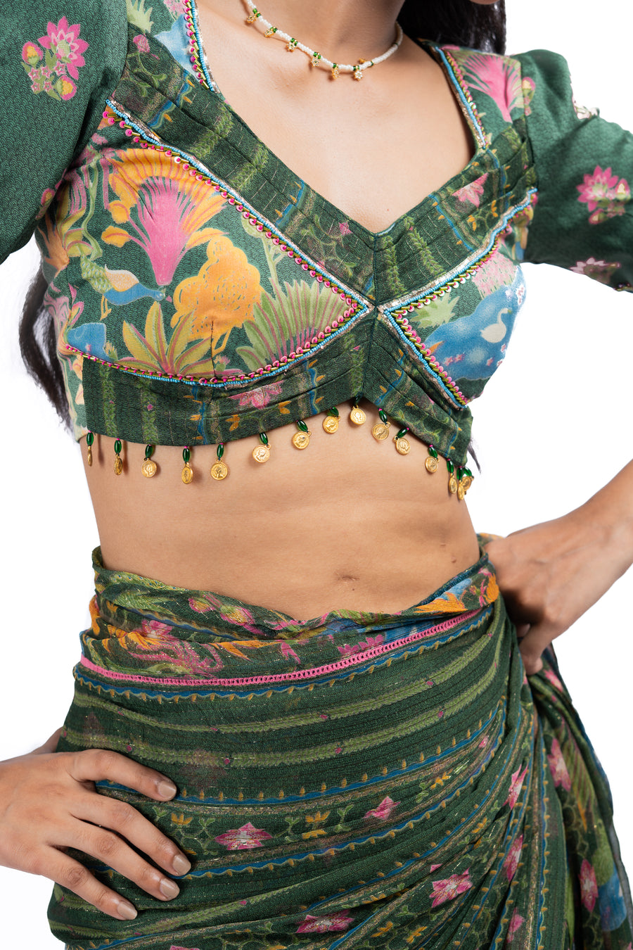 WOMEN'S GREEN CHIFFON FALGUNI SAREE SET