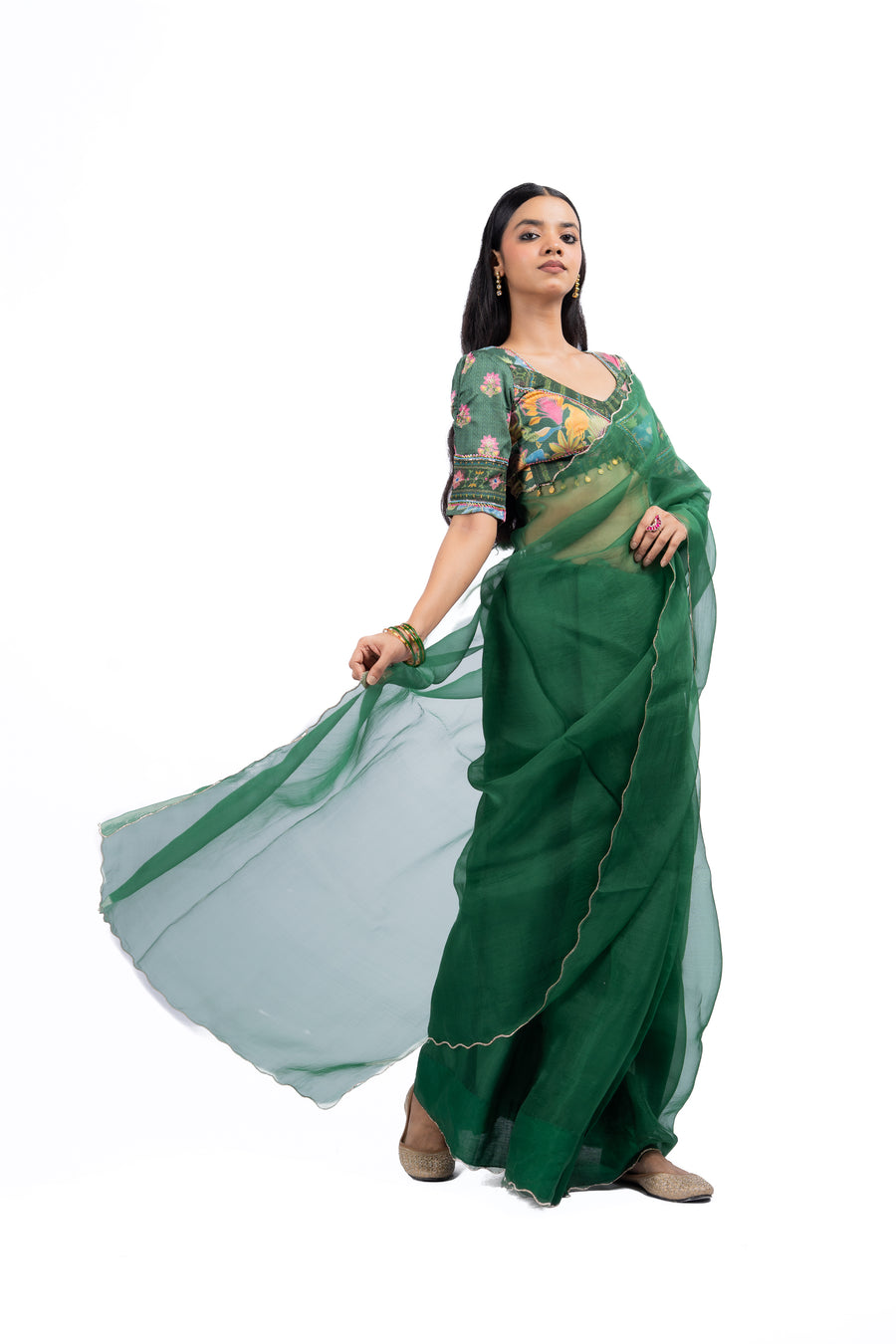 TARU SAREE WITH BLOUSE PIECE