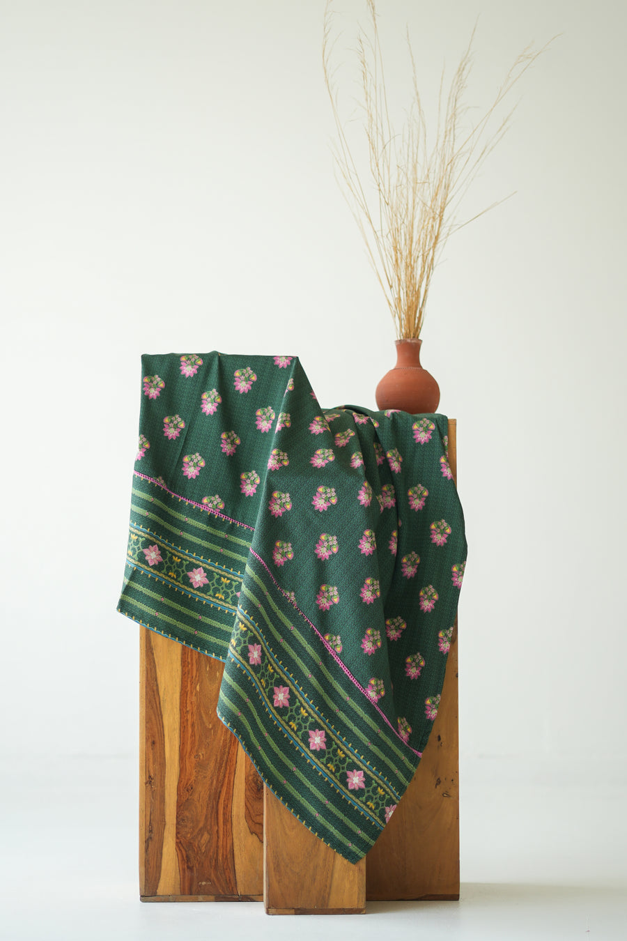 WOMEN'S MULTICOLOR LUREX CHIFFON FALGUNI SAREE