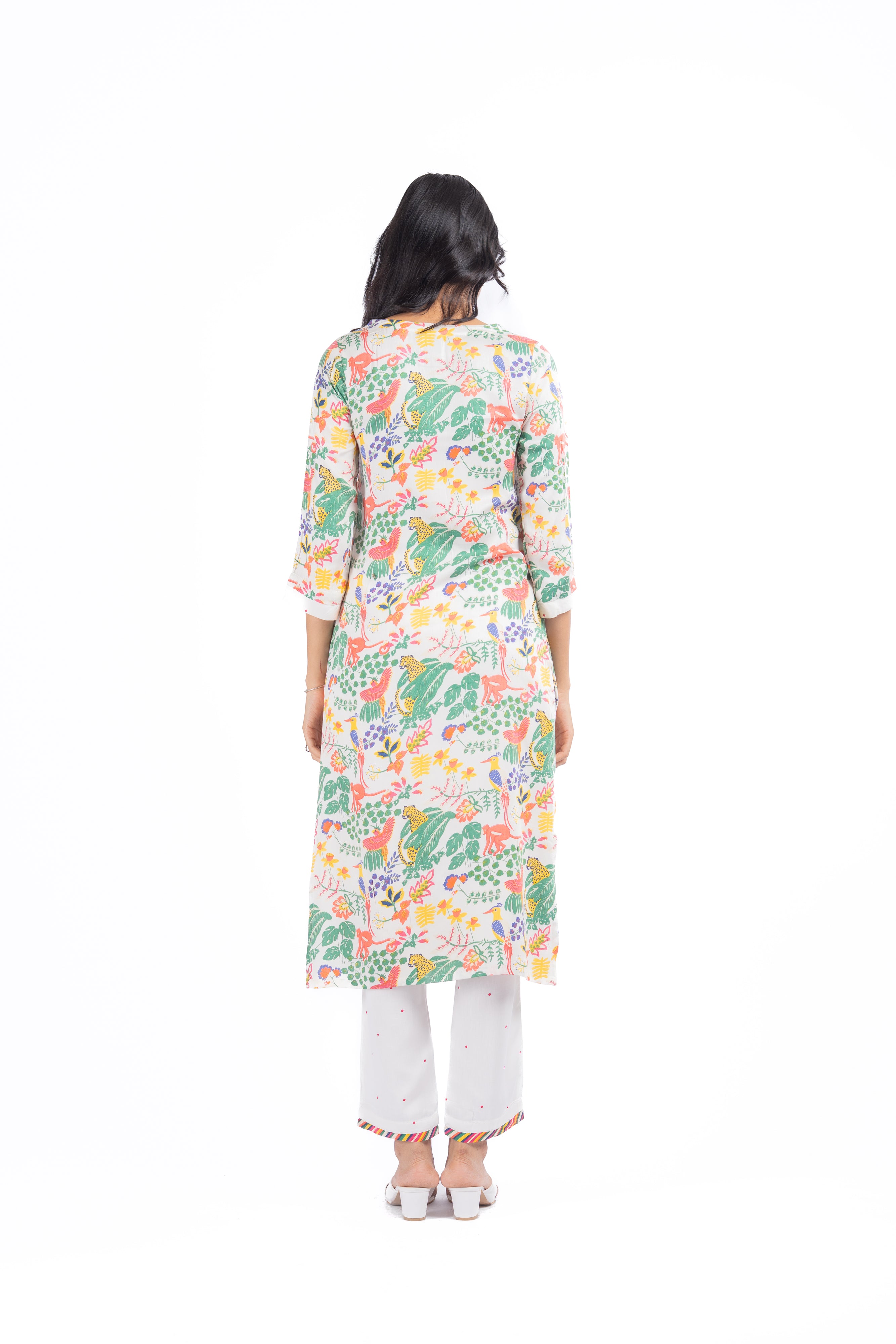 WOMEN'S WHITE MODAL SATIN SABA KURTA SET