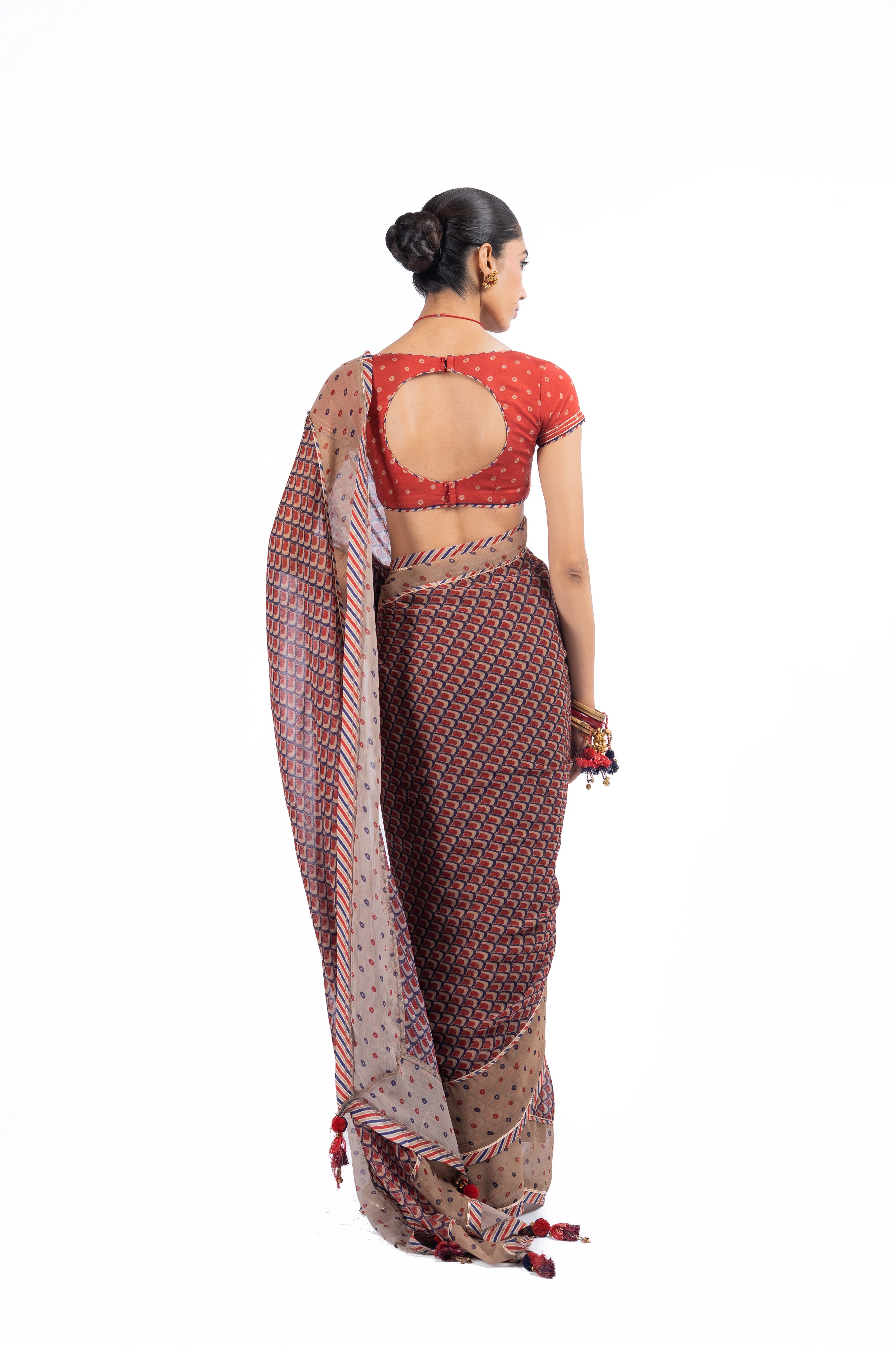 RAGINI  SAREE WITH UNSTITCHED BLOUSE