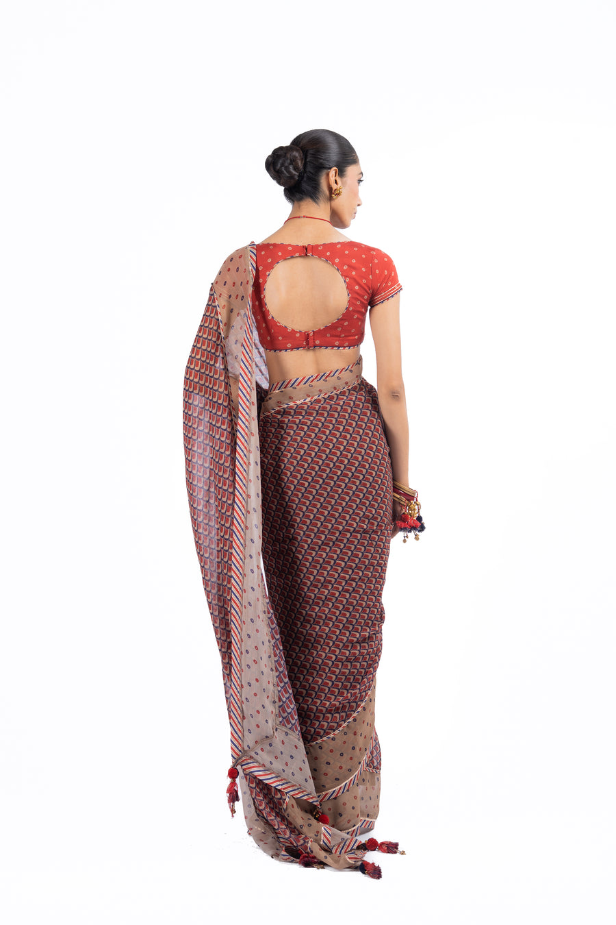 RAGINI  SAREE WITH UNSTITCHED BLOUSE