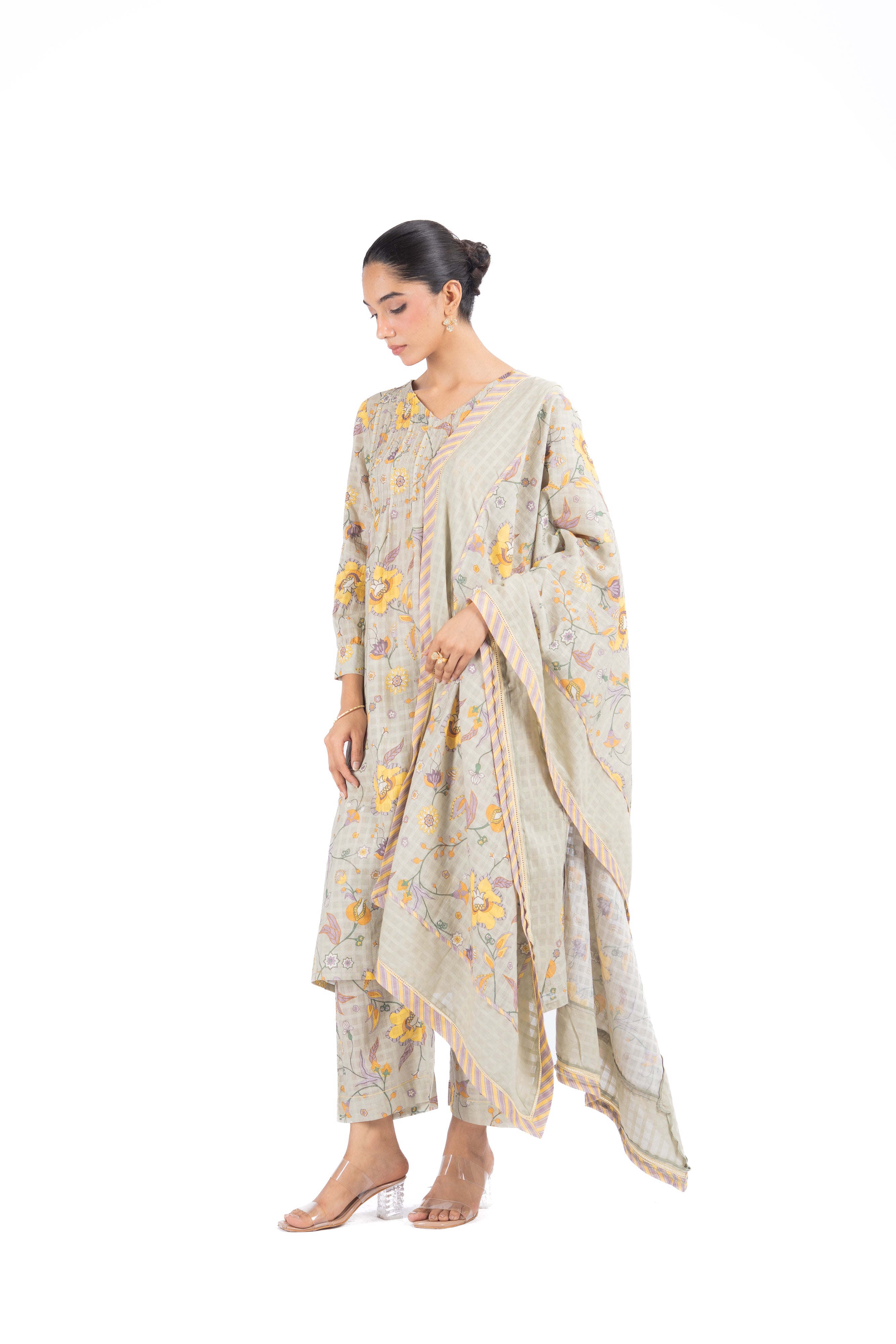 WOMEN'S GREEN COTTON DOBBY TENDRIL KURTA PANT SET