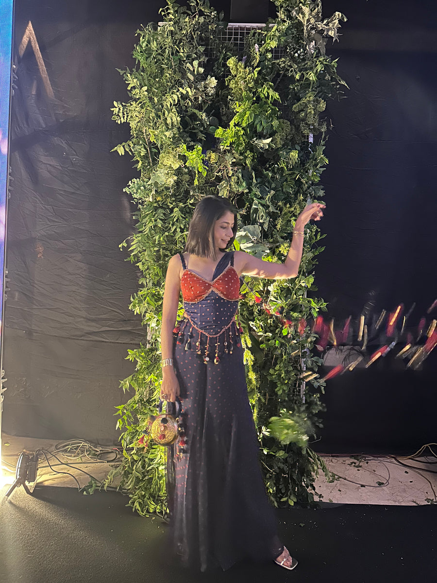 JHUMKI JHALAK JHANKAR SHARARA WITH CORSET AND FLOATING SET OF 3