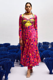 Mae Dupatta
