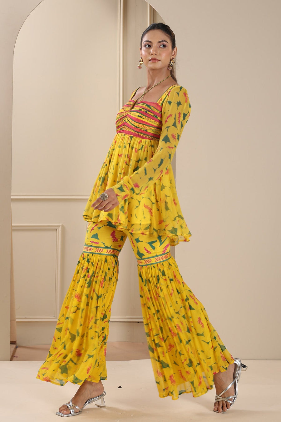 Ora Gharara Set Of 2